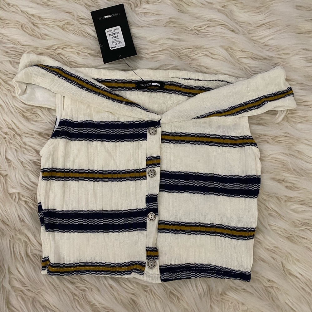 DEAL: 3x$15  FN Crop Top